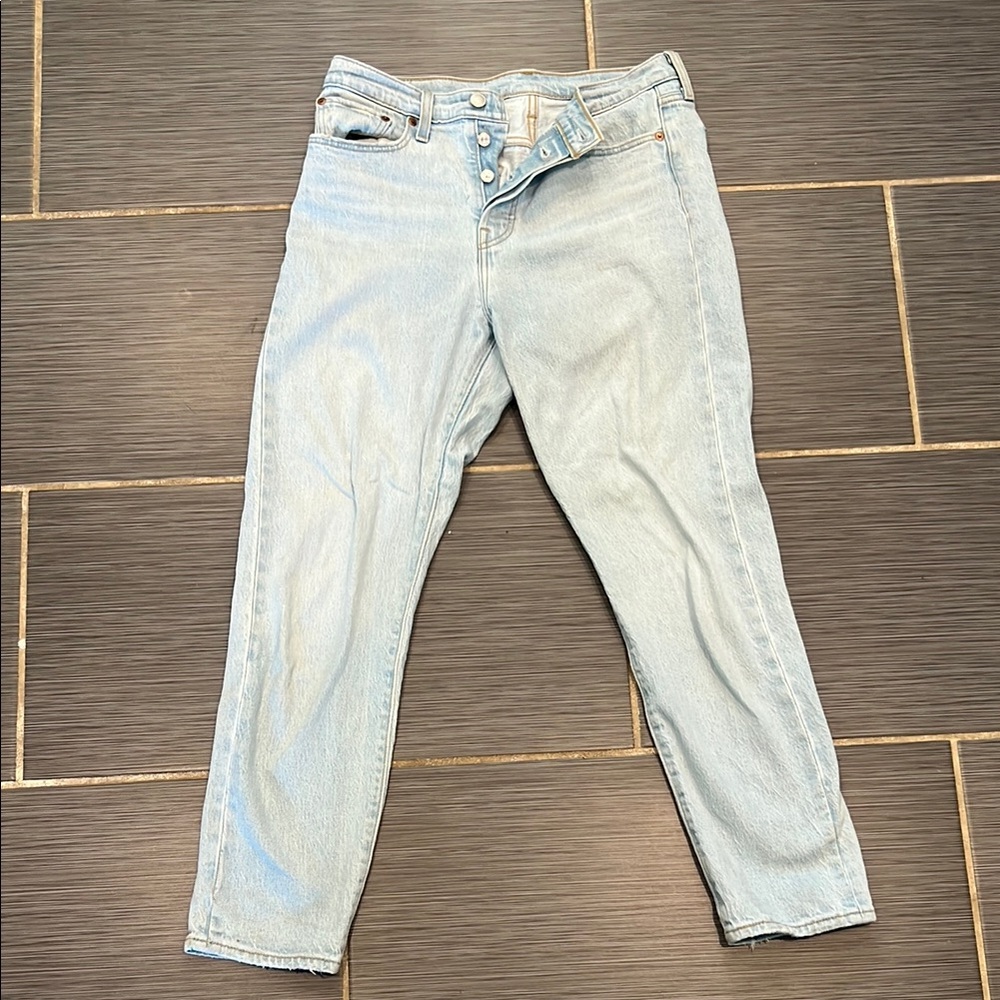 Levi Light Blue High-Waisted Jeans